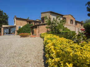 Rustic Apartment in Castelfiorentino with Swimming Pool